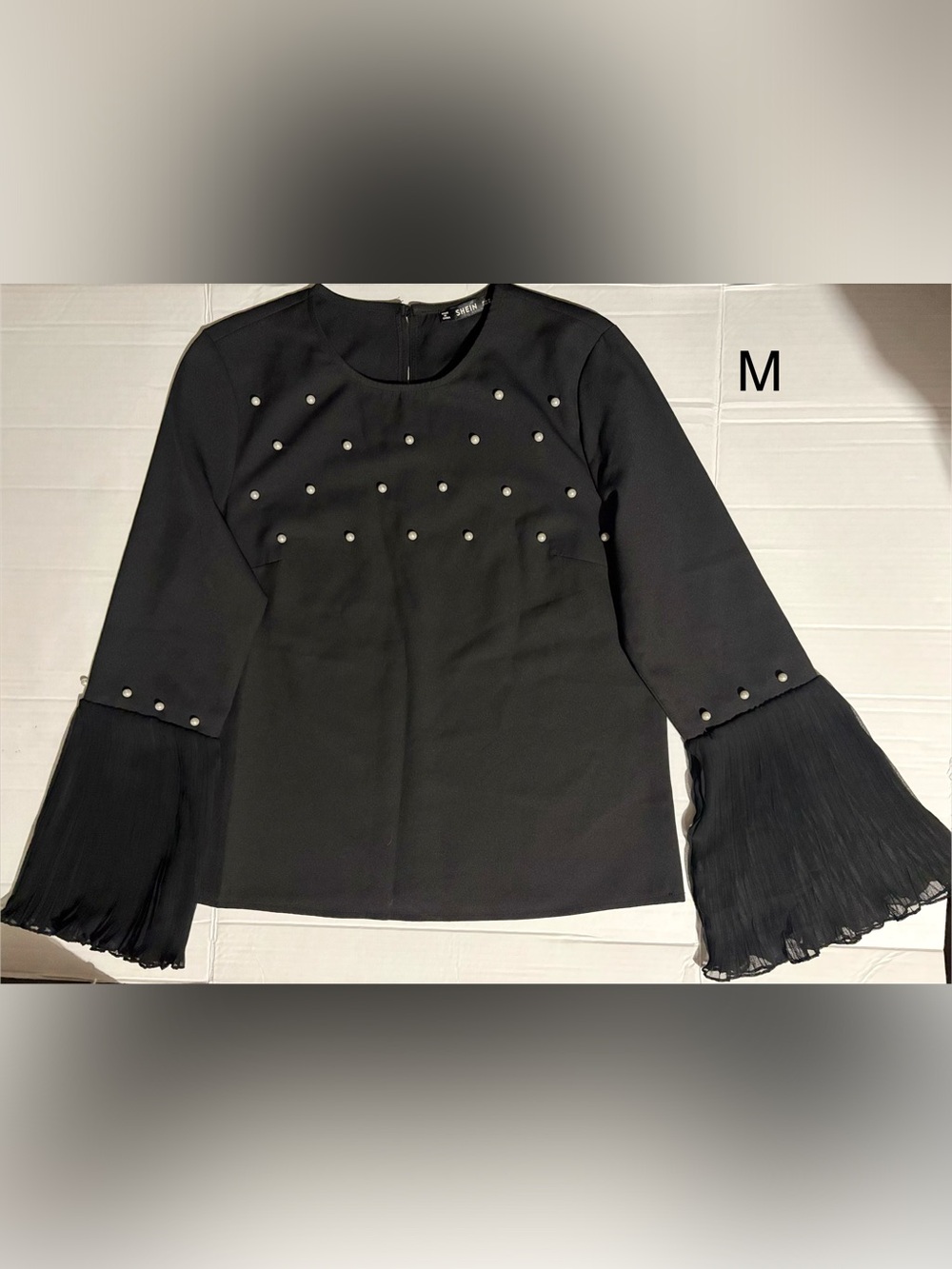 SHEIN Black Pearl-Studded Long Sleeve Blouse